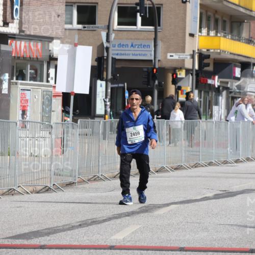 15.09.2024 - PSD Bank Halbmarathon Michael Strokosch http://msf.ph/oto/7057786 15.09.2024 12:56:20 Ziel 2459, 3492 meine-sportfotos.de