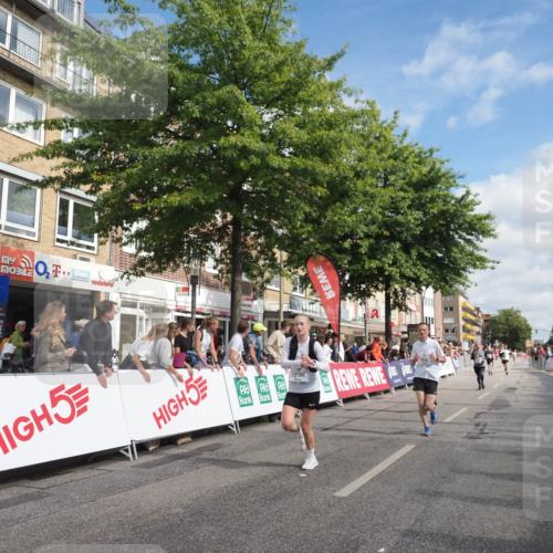 15.09.2024 - PSD Bank Halbmarathon Miley Keyser http://msf.ph/oto/7057794 15.09.2024 12:05:19 Ziel 1656, 1718, 2014, 2164, 2191, 2199, 2304, 2419, 2515, 2562, 2726, 2786, 2955, 3054, 3068 meine-sportfotos.de