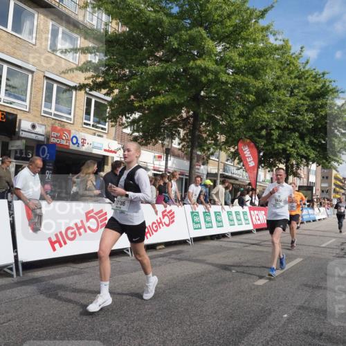 15.09.2024 - PSD Bank Halbmarathon Miley Keyser http://msf.ph/oto/7057811 15.09.2024 12:05:20 Ziel 1656, 1718, 2014, 2164, 2191, 2199, 2304, 2419, 2515, 2562, 2726, 2786, 2955, 3054, 3068 meine-sportfotos.de