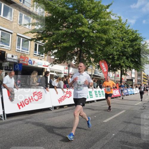 15.09.2024 - PSD Bank Halbmarathon Miley Keyser http://msf.ph/oto/7057830 15.09.2024 12:05:21 Ziel 1656, 1718, 2014, 2164, 2191, 2199, 2304, 2419, 2515, 2562, 2726, 2786, 2955, 3054, 3068, 3364 meine-sportfotos.de