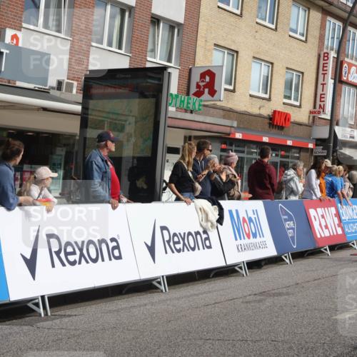 15.09.2024 - PSD Bank Halbmarathon Michael Strokosch http://msf.ph/oto/7057838 15.09.2024 11:36:59 Ziel 730, 755, 924, 925, 938, 1169, 1217, 1359, 1731 meine-sportfotos.de