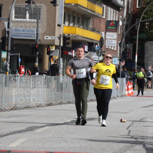15.09.2024 - PSD Bank Halbmarathon Michael Strokosch http://msf.ph/oto/7057844 15.09.2024 12:56:27 Ziel 2459, 2460, 3487 meine-sportfotos.de