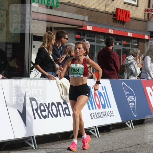 15.09.2024 - PSD Bank Halbmarathon Michael Strokosch http://msf.ph/oto/7057855 15.09.2024 11:37:01 Ziel 730, 755, 924, 925, 938, 1168, 1169, 1217, 1359, 1731 meine-sportfotos.de