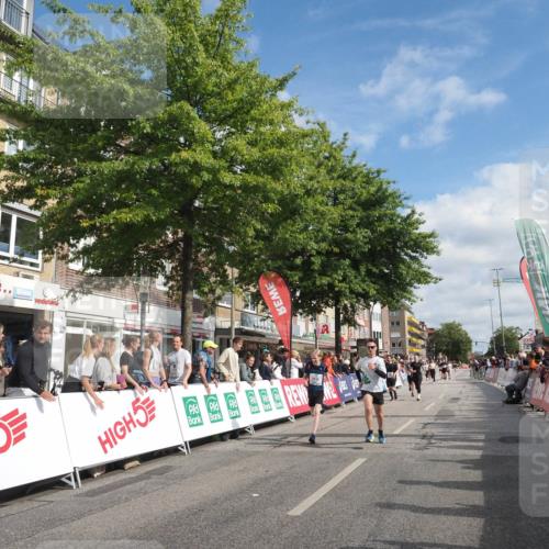 15.09.2024 - PSD Bank Halbmarathon Miley Keyser http://msf.ph/oto/7057890 15.09.2024 12:05:25 Ziel 1656, 1718, 2014, 2095, 2164, 2191, 2199, 2221, 2304, 2419, 2515, 2562, 2726, 2786, 2845, 2846, 2955, 3068, 3294, 3364 meine-sportfotos.de