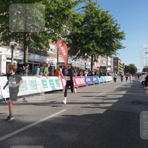 15.09.2024 - PSD Bank Halbmarathon Miley Keyser http://msf.ph/oto/7057913 15.09.2024 10:27:18 Ziel 48, 87, 136, 139, 174, 198, 210, 219, 233, 268, 272 meine-sportfotos.de