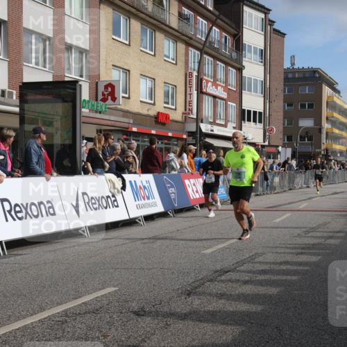15.09.2024 - PSD Bank Halbmarathon Michael Strokosch http://msf.ph/oto/7057914 15.09.2024 11:37:07 Ziel 730, 755, 924, 925, 938, 1104, 1168, 1217, 1359, 1760 meine-sportfotos.de