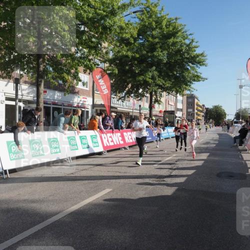 15.09.2024 - PSD Bank Halbmarathon Miley Keyser http://msf.ph/oto/7057929 15.09.2024 10:27:20 Ziel 8, 48, 87, 122, 136, 139, 174, 198, 210, 219, 233, 268, 272 meine-sportfotos.de