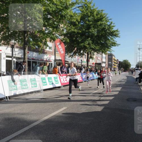 15.09.2024 - PSD Bank Halbmarathon Miley Keyser http://msf.ph/oto/7057938 15.09.2024 10:27:21 Ziel 8, 48, 87, 122, 136, 139, 174, 198, 210, 219, 233, 268, 272 meine-sportfotos.de