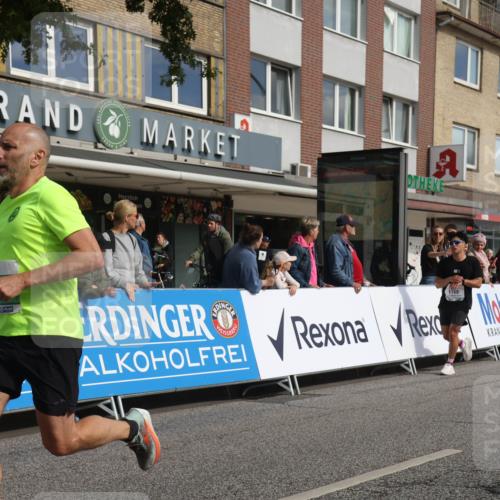 15.09.2024 - PSD Bank Halbmarathon Michael Strokosch http://msf.ph/oto/7057946 15.09.2024 11:37:09 Ziel 730, 755, 924, 925, 938, 1104, 1168, 1217, 1359, 1760 meine-sportfotos.de