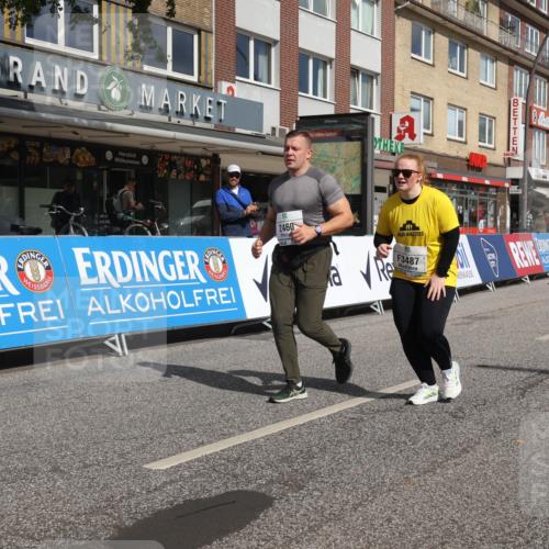 15.09.2024 - PSD Bank Halbmarathon Michael Strokosch http://msf.ph/oto/7057953 15.09.2024 12:56:38 Ziel 2459, 2460, 3487 meine-sportfotos.de