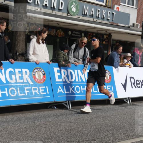 15.09.2024 - PSD Bank Halbmarathon Michael Strokosch http://msf.ph/oto/7057967 15.09.2024 11:37:10 Ziel 730, 753, 755, 924, 925, 938, 1104, 1168, 1217, 1359, 1760 meine-sportfotos.de