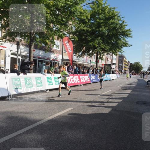 15.09.2024 - PSD Bank Halbmarathon Miley Keyser http://msf.ph/oto/7057981 15.09.2024 10:27:27 Ziel 8, 48, 122, 136, 139, 159, 174, 204, 219, 233, 268, 272 meine-sportfotos.de