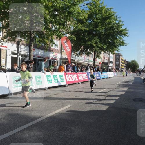 15.09.2024 - PSD Bank Halbmarathon Miley Keyser http://msf.ph/oto/7057985 15.09.2024 10:27:28 Ziel 8, 48, 122, 136, 139, 159, 174, 204, 219, 233, 268, 272 meine-sportfotos.de