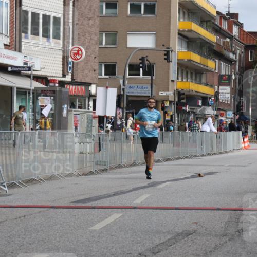 15.09.2024 - PSD Bank Halbmarathon Michael Strokosch http://msf.ph/oto/7057995 15.09.2024 12:57:35 Ziel 2371 meine-sportfotos.de