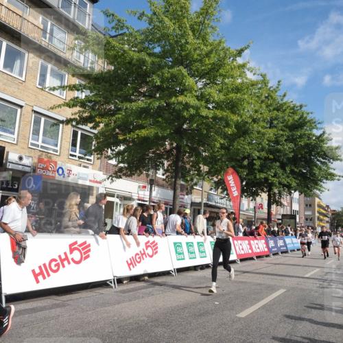 15.09.2024 - PSD Bank Halbmarathon Miley Keyser http://msf.ph/oto/7058004 15.09.2024 12:05:32 Ziel 1718, 2014, 2095, 2199, 2221, 2304, 2419, 2515, 2845, 2846, 2955, 2973, 3068, 3294, 3364 meine-sportfotos.de