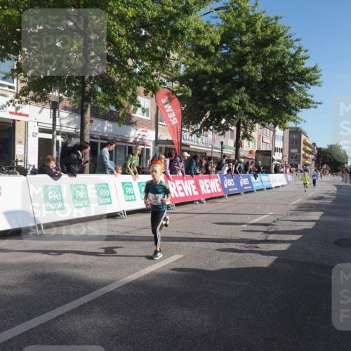 15.09.2024 - PSD Bank Halbmarathon Miley Keyser http://msf.ph/oto/7058010 15.09.2024 10:27:28 Ziel 8, 48, 122, 136, 139, 159, 174, 204, 219, 233, 268, 272 meine-sportfotos.de