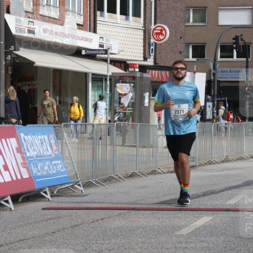 15.09.2024 - PSD Bank Halbmarathon Michael Strokosch http://msf.ph/oto/7058041 15.09.2024 12:57:40 Ziel 2371 meine-sportfotos.de