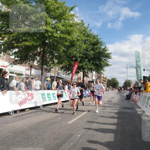 15.09.2024 - PSD Bank Halbmarathon Miley Keyser http://msf.ph/oto/7058054 15.09.2024 12:05:35 Ziel 2014, 2043, 2095, 2221, 2845, 2846, 2955, 2973, 3068, 3294, 3364 meine-sportfotos.de