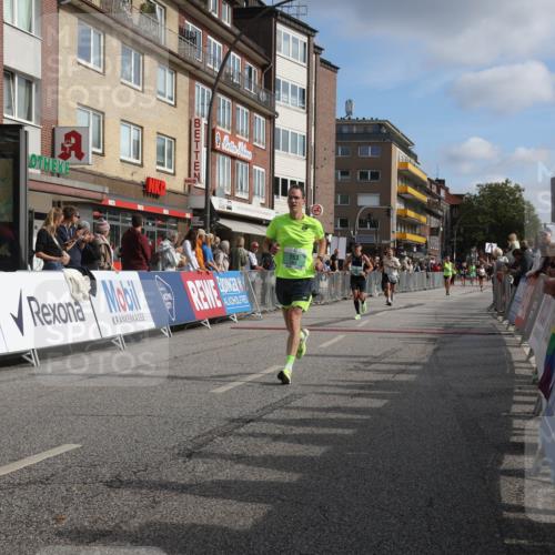 15.09.2024 - PSD Bank Halbmarathon Michael Strokosch http://msf.ph/oto/7058059 15.09.2024 11:37:18 Ziel 730, 744, 753, 1104, 1105, 1163, 1168, 1760 meine-sportfotos.de
