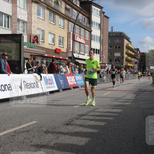 15.09.2024 - PSD Bank Halbmarathon Michael Strokosch http://msf.ph/oto/7058063 15.09.2024 11:37:18 Ziel 730, 744, 753, 1104, 1105, 1163, 1168, 1760 meine-sportfotos.de