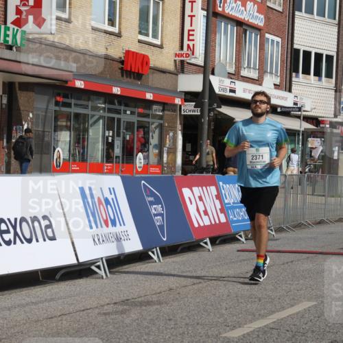 15.09.2024 - PSD Bank Halbmarathon Michael Strokosch http://msf.ph/oto/7058065 15.09.2024 12:57:42 Ziel 2371 meine-sportfotos.de
