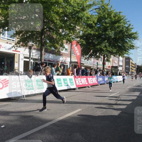 15.09.2024 - PSD Bank Halbmarathon Miley Keyser http://msf.ph/oto/7058072 15.09.2024 10:27:39 Ziel 8, 27, 28, 37, 73, 101, 103, 122, 125, 159, 174, 204, 249 meine-sportfotos.de