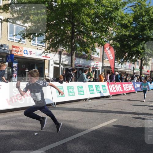 15.09.2024 - PSD Bank Halbmarathon Miley Keyser http://msf.ph/oto/7058080 15.09.2024 10:27:39 Ziel 8, 27, 28, 37, 73, 101, 103, 122, 125, 159, 174, 204, 249 meine-sportfotos.de