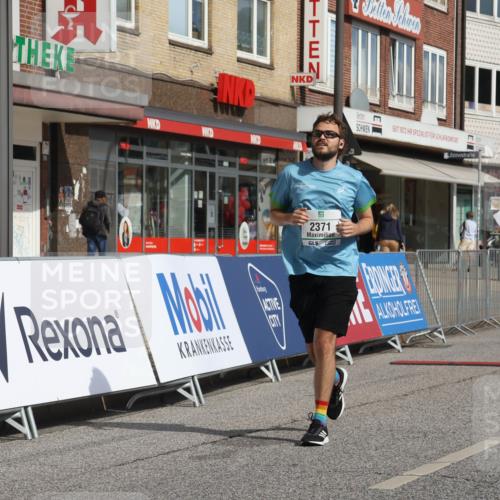 15.09.2024 - PSD Bank Halbmarathon Michael Strokosch http://msf.ph/oto/7058081 15.09.2024 12:57:43 Ziel 2371 meine-sportfotos.de