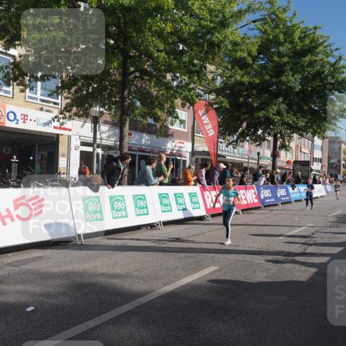 15.09.2024 - PSD Bank Halbmarathon Miley Keyser http://msf.ph/oto/7058084 15.09.2024 10:27:39 Ziel 8, 27, 28, 37, 73, 101, 103, 122, 125, 159, 174, 204, 249 meine-sportfotos.de