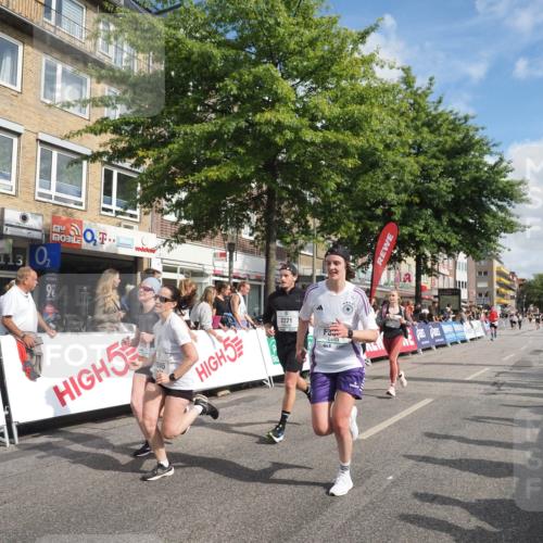 15.09.2024 - PSD Bank Halbmarathon Miley Keyser http://msf.ph/oto/7058086 15.09.2024 12:05:36 Ziel 2014, 2043, 2095, 2221, 2845, 2846, 2955, 2973, 3068, 3294, 3364 meine-sportfotos.de