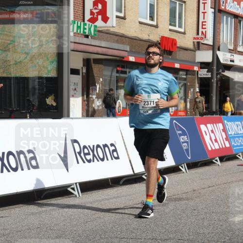 15.09.2024 - PSD Bank Halbmarathon Michael Strokosch http://msf.ph/oto/7058099 15.09.2024 12:57:44 Ziel 2371 meine-sportfotos.de