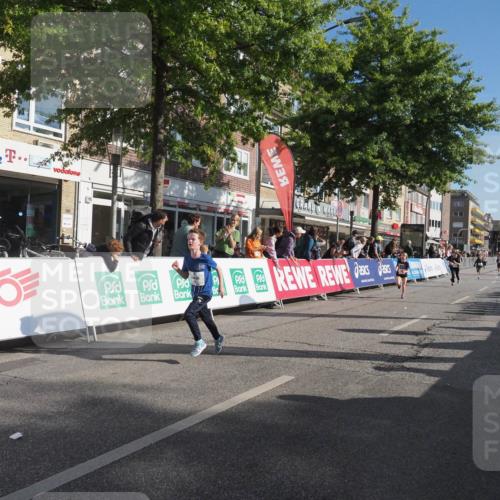 15.09.2024 - PSD Bank Halbmarathon Miley Keyser http://msf.ph/oto/7058102 15.09.2024 10:27:42 Ziel 8, 27, 28, 37, 73, 101, 103, 108, 125, 138, 159, 204, 249, 296 meine-sportfotos.de