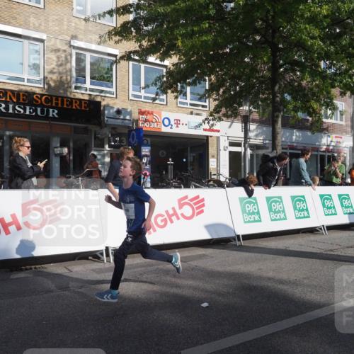 15.09.2024 - PSD Bank Halbmarathon Miley Keyser http://msf.ph/oto/7058118 15.09.2024 10:27:43 Ziel 27, 28, 37, 73, 101, 103, 108, 125, 128, 138, 159, 204, 249, 296 meine-sportfotos.de