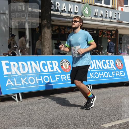 15.09.2024 - PSD Bank Halbmarathon Michael Strokosch http://msf.ph/oto/7058138 15.09.2024 12:57:46 Ziel 2371 meine-sportfotos.de
