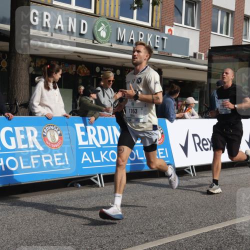 15.09.2024 - PSD Bank Halbmarathon Michael Strokosch http://msf.ph/oto/7058140 15.09.2024 11:37:25 Ziel 744, 753, 756, 1104, 1105, 1163, 1199, 1760, 2625, 2674 meine-sportfotos.de