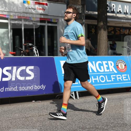 15.09.2024 - PSD Bank Halbmarathon Michael Strokosch http://msf.ph/oto/7058150 15.09.2024 12:57:47 Ziel 2371 meine-sportfotos.de