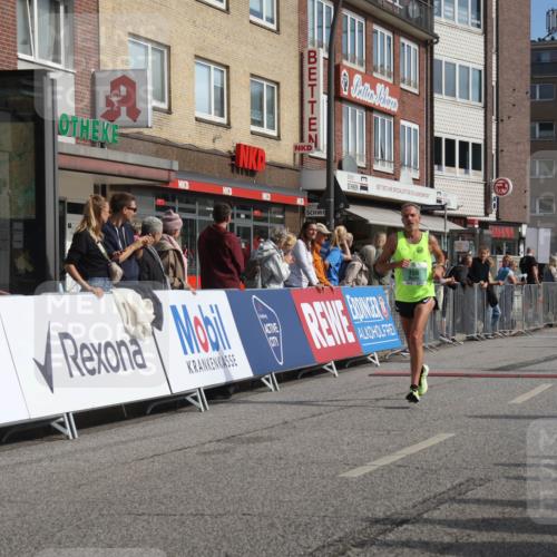 15.09.2024 - PSD Bank Halbmarathon Michael Strokosch http://msf.ph/oto/7058159 15.09.2024 11:37:28 Ziel 744, 753, 756, 1056, 1105, 1163, 1199, 1238, 1306, 2625, 2674 meine-sportfotos.de