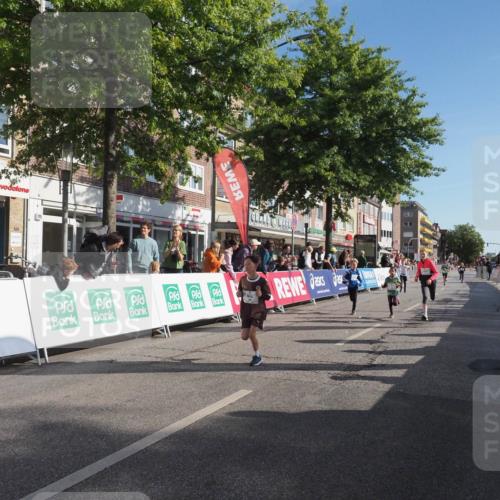15.09.2024 - PSD Bank Halbmarathon Miley Keyser http://msf.ph/oto/7058176 15.09.2024 10:27:49 Ziel 27, 28, 37, 73, 77, 101, 103, 108, 125, 128, 138, 247, 249, 261, 296 meine-sportfotos.de