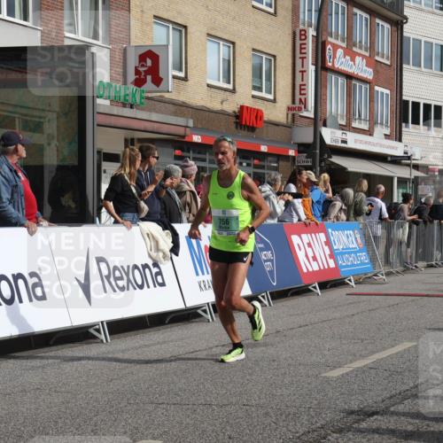 15.09.2024 - PSD Bank Halbmarathon Michael Strokosch http://msf.ph/oto/7058179 15.09.2024 11:37:29 Ziel 744, 753, 756, 1056, 1105, 1163, 1199, 1238, 1306, 2625, 2674 meine-sportfotos.de