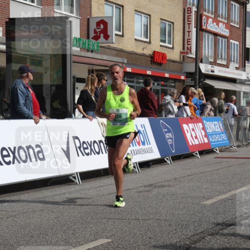 15.09.2024 - PSD Bank Halbmarathon Michael Strokosch http://msf.ph/oto/7058183 15.09.2024 11:37:29 Ziel 744, 753, 756, 1056, 1105, 1163, 1199, 1238, 1306, 2625, 2674 meine-sportfotos.de