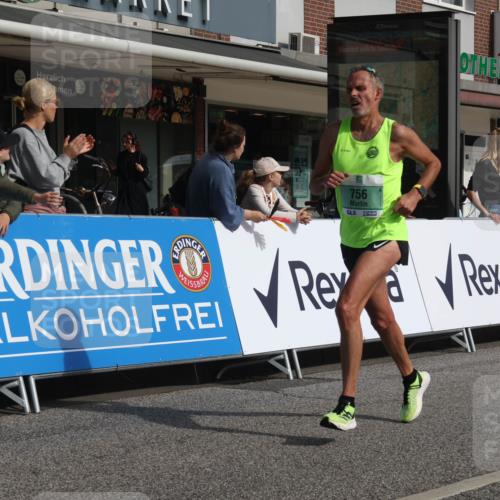15.09.2024 - PSD Bank Halbmarathon Michael Strokosch http://msf.ph/oto/7058190 15.09.2024 11:37:30 Ziel 744, 753, 756, 1056, 1105, 1163, 1199, 1238, 1306, 2625, 2674 meine-sportfotos.de