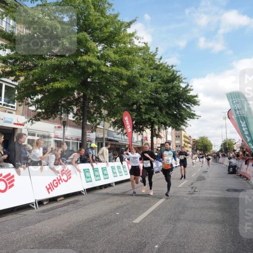 15.09.2024 - PSD Bank Halbmarathon Miley Keyser http://msf.ph/oto/7058191 15.09.2024 12:05:51 Ziel 1684, 2043, 2072, 2283, 2407, 2669, 2787, 3042, 3115, 3217 meine-sportfotos.de
