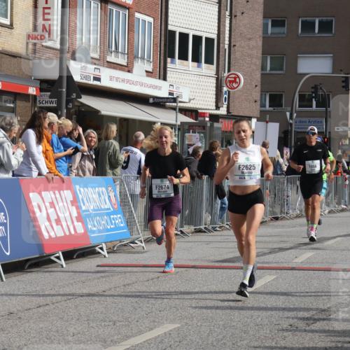 15.09.2024 - PSD Bank Halbmarathon Michael Strokosch http://msf.ph/oto/7058202 15.09.2024 11:37:31 Ziel 744, 756, 1056, 1105, 1163, 1199, 1238, 1306, 2625, 2674 meine-sportfotos.de