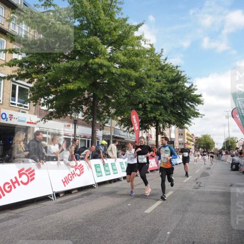 15.09.2024 - PSD Bank Halbmarathon Miley Keyser http://msf.ph/oto/7058203 15.09.2024 12:05:51 Ziel 1684, 2043, 2072, 2283, 2407, 2669, 2787, 3042, 3115, 3217 meine-sportfotos.de