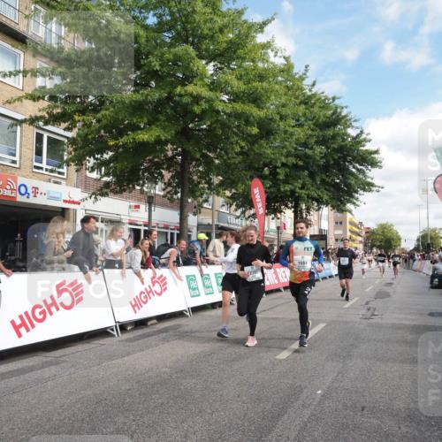 15.09.2024 - PSD Bank Halbmarathon Miley Keyser http://msf.ph/oto/7058211 15.09.2024 12:05:51 Ziel 1684, 2043, 2072, 2283, 2407, 2669, 2787, 3042, 3115, 3217 meine-sportfotos.de