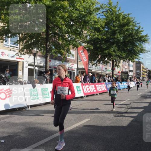 15.09.2024 - PSD Bank Halbmarathon Miley Keyser http://msf.ph/oto/7058213 15.09.2024 10:27:51 Ziel 27, 28, 37, 43, 73, 77, 101, 103, 108, 125, 128, 138, 247, 249, 261, 296 meine-sportfotos.de