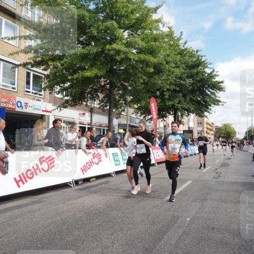 15.09.2024 - PSD Bank Halbmarathon Miley Keyser http://msf.ph/oto/7058214 15.09.2024 12:05:51 Ziel 1684, 2043, 2072, 2283, 2407, 2669, 2787, 3042, 3115, 3217 meine-sportfotos.de