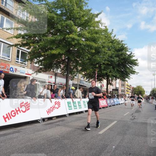 15.09.2024 - PSD Bank Halbmarathon Miley Keyser http://msf.ph/oto/7058238 15.09.2024 12:05:53 Ziel 1684, 2043, 2072, 2283, 2407, 2669, 2787, 3042, 3115, 3217, 3535 meine-sportfotos.de