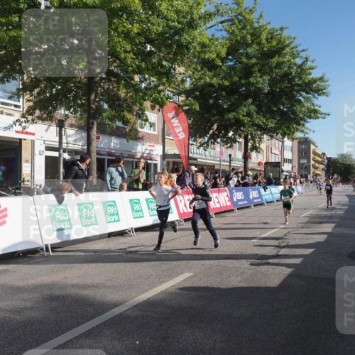 15.09.2024 - PSD Bank Halbmarathon Miley Keyser http://msf.ph/oto/7058239 15.09.2024 10:27:54 Ziel 14, 27, 28, 37, 43, 73, 77, 101, 103, 108, 128, 138, 230, 247, 249, 261, 296 meine-sportfotos.de