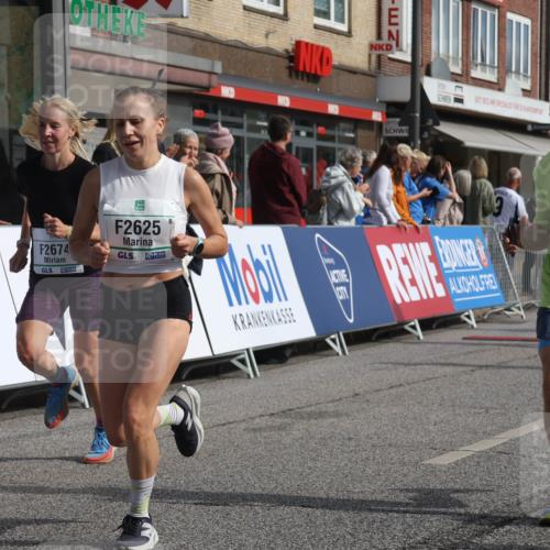 15.09.2024 - PSD Bank Halbmarathon Michael Strokosch http://msf.ph/oto/7058240 15.09.2024 11:37:33 Ziel 744, 756, 1056, 1105, 1163, 1199, 1234, 1238, 1306, 2625, 2674 meine-sportfotos.de